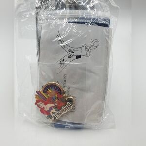 Disneyland Ariel Travel company Little Mermaid pin & lanyard World of Color